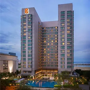 Otel G Gurney